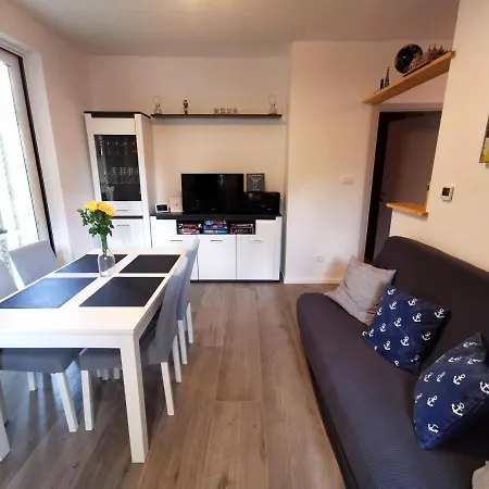 Appartement With Balcony Nike