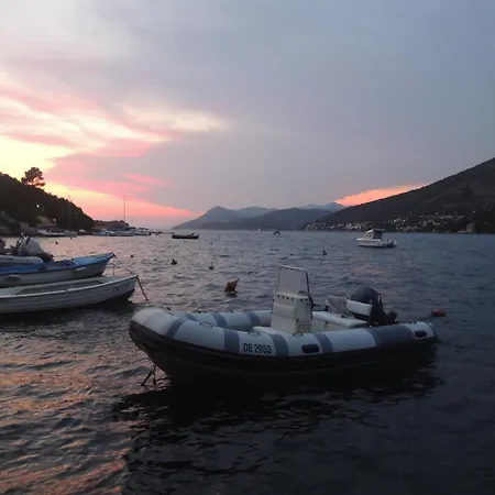 With Balcony Nike Апартаменты