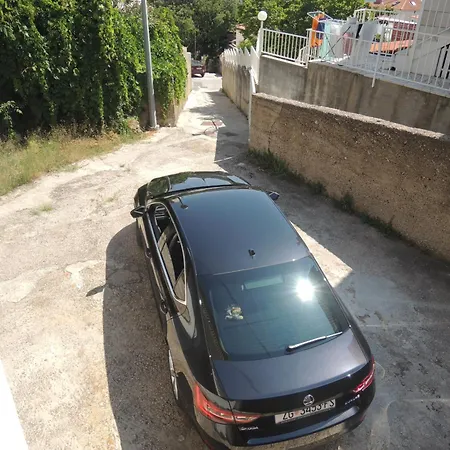 With Balcony Nike * Дубровник